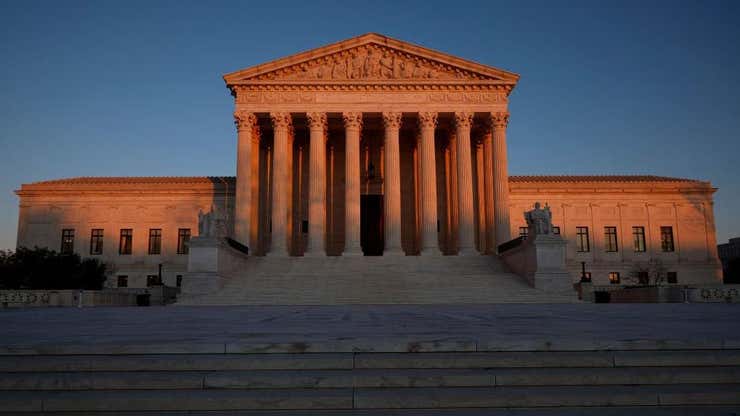 Image for SCOTUS Will Decide Whether Public Officials Can Block Naysayers on Social Media